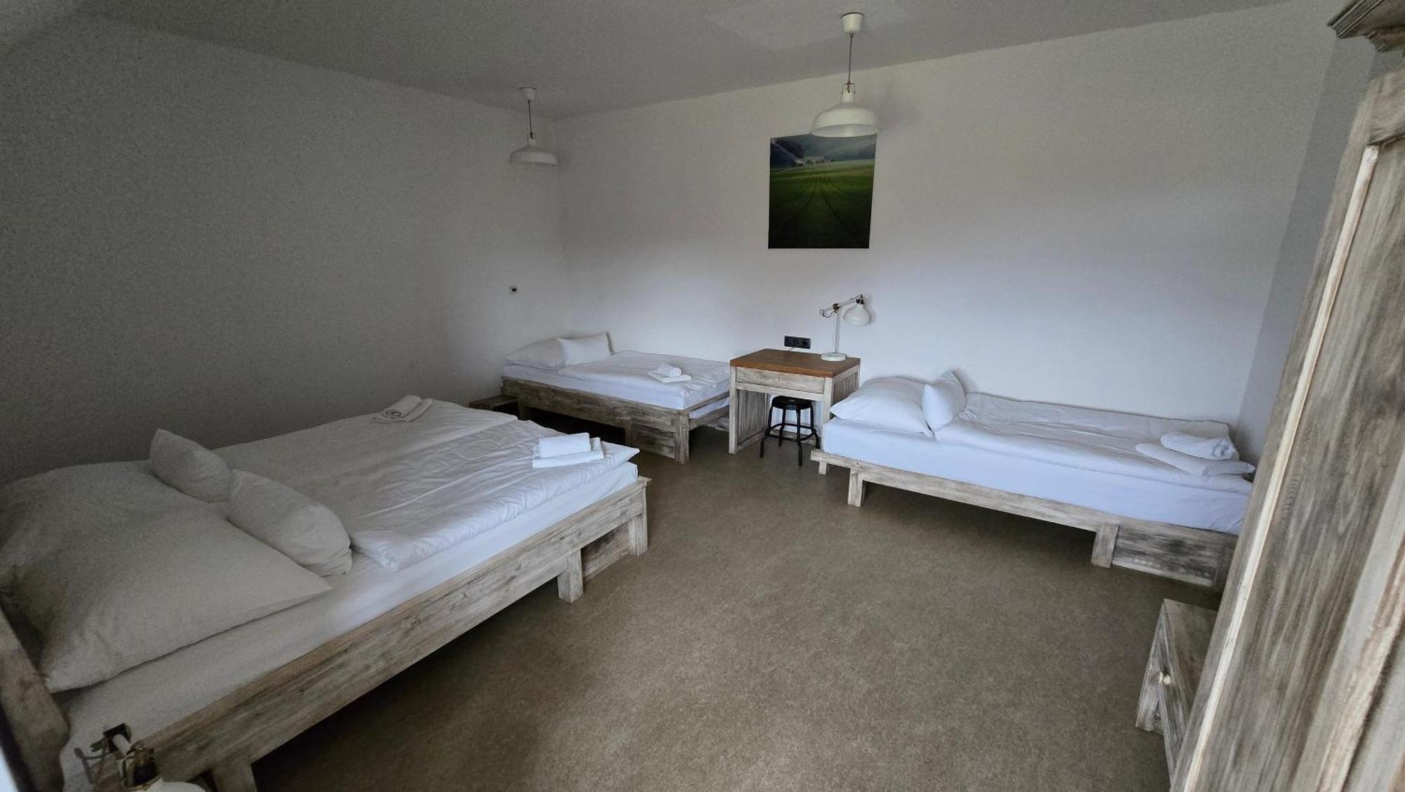 Dvur Perlova Voda Budyne nad Ohri Bagian luar foto