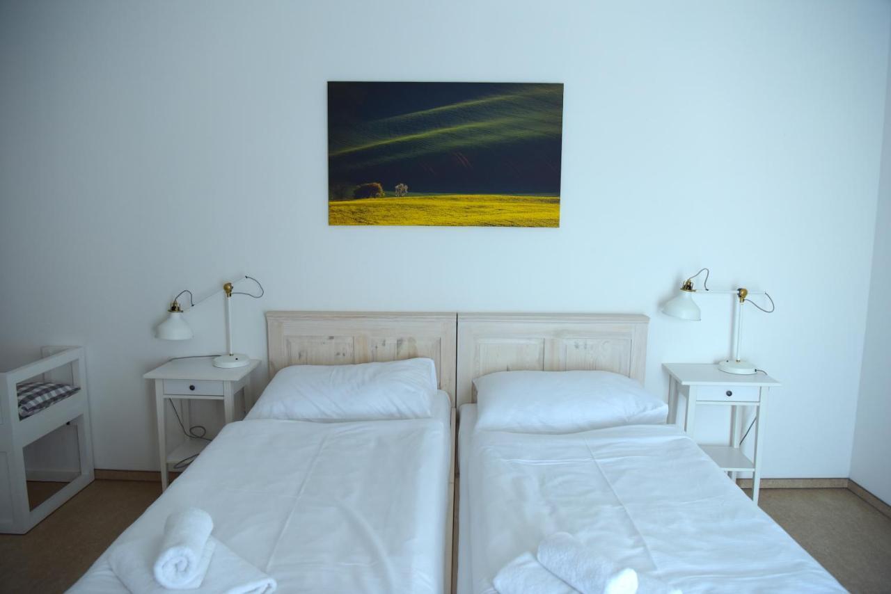 Dvur Perlova Voda Budyne nad Ohri Bagian luar foto