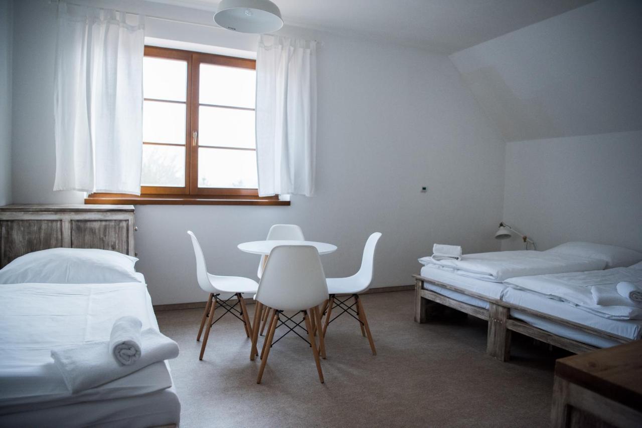 Dvur Perlova Voda Budyne nad Ohri Bagian luar foto